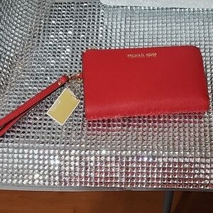 Michael Kors Scarlet Wristlet